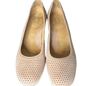 NATURALIZER Bettina 2 Blush Pink Slip On Wedge Low Heel Comfort Women’s Size 8.5